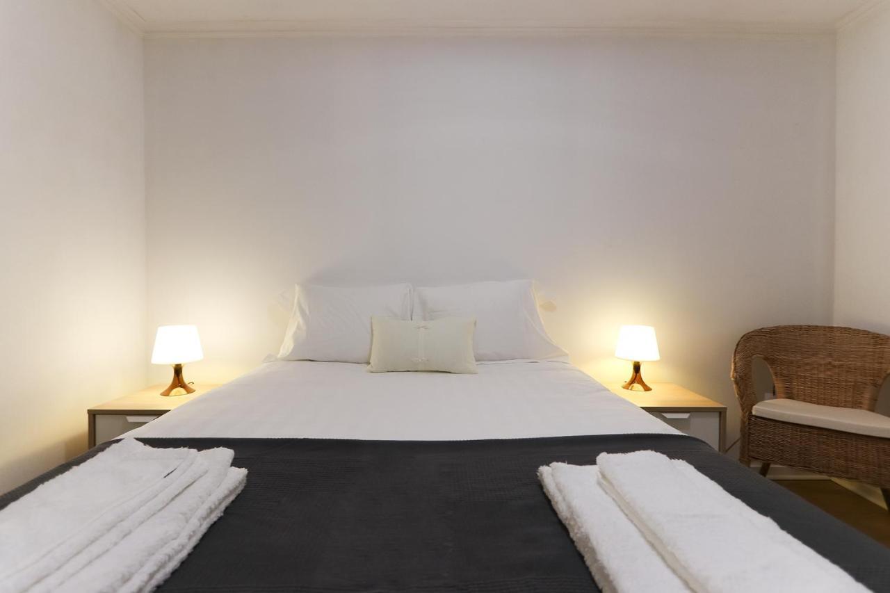 Wal Apartments- 3 Bedrooms With Parking Space Лиссабон Экстерьер фото